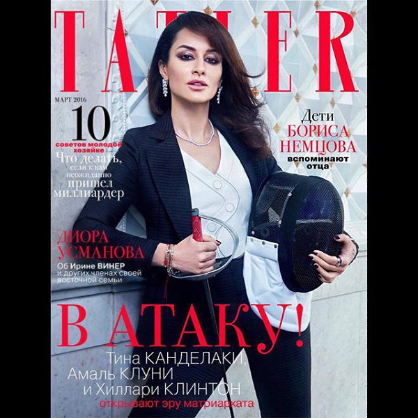 Я давно попрощалась с глянцем, потому что рассказывать про личную жизнь женщине среднего возраста ...