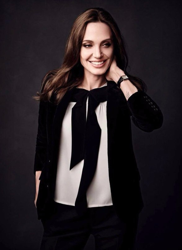 Angelina Jolie for Elle France by Art Streiber - 3