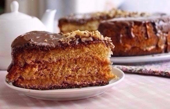 Медовый бисквит.Очень вкусный нежный бисквит, в меру пахнет медом, тает во рту! Отлично поднимается, ...