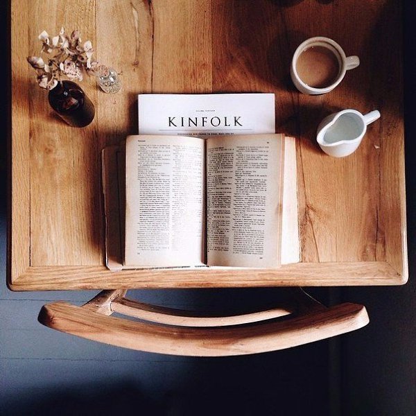 Не слушайте людей, слушайте книги. Аудиокниги для приятного досуга. Сохраните себе на стену! ...