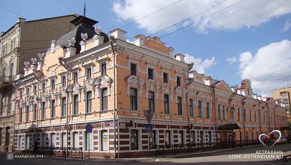 Астрахань / достопримечательность.Памятник архитектуры "Дома доходные Н. П. Григорьева", ... - 5
