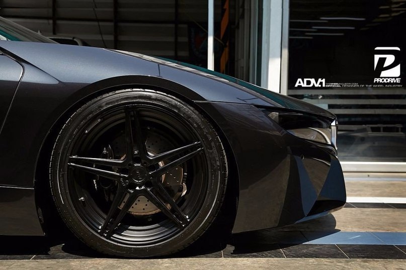 bmw i8 - 2