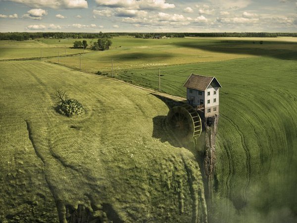  Erik Johansson - 8