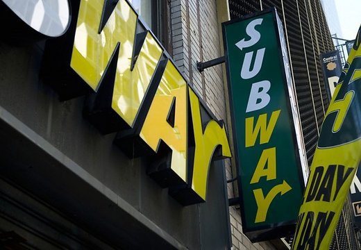«Начни с малого»: 8 советов об открытии бизнеса от основателя Subway.Фред Де Люка открыл первую ...
