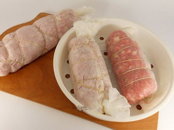 Куриная колбаса в домашних условиях. Куриная колбаса, приготовленная в домашних условиях, получается ... - 8