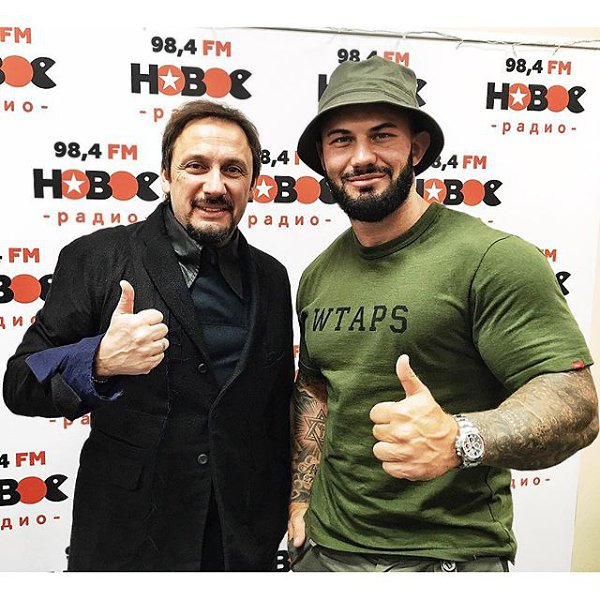 Доброе утро! Прямо сейчас с @stas_mihailoff #ЛюбовьНаркоз - премьера на