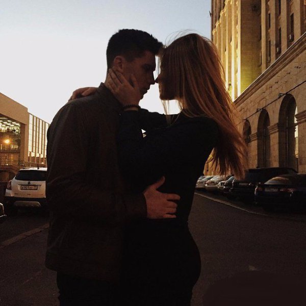 Хочу, чтоб счастье мне моё звонило….И нежно так «ЛЮБЛЮ» мне говорило…При встрече чтоб так сильно ...