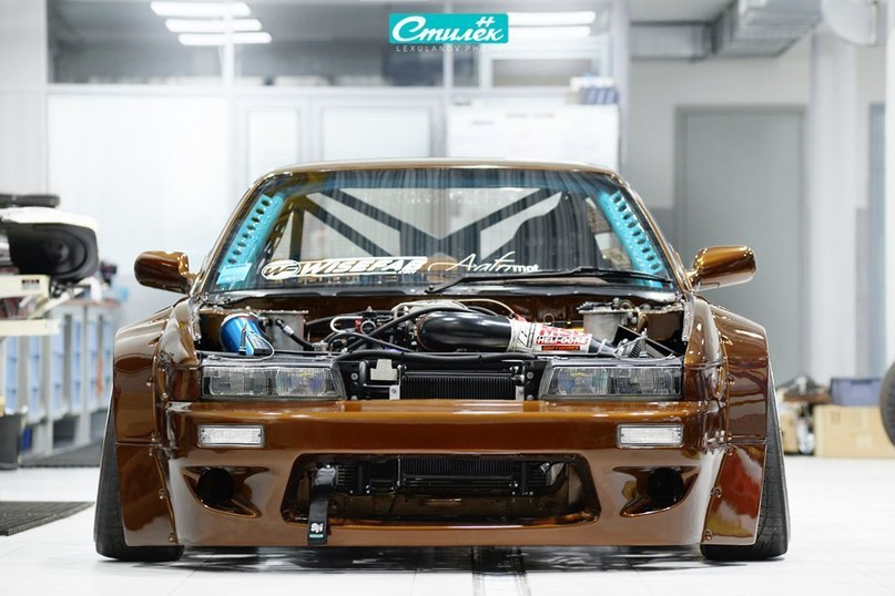 Nissan Silvia (s13).