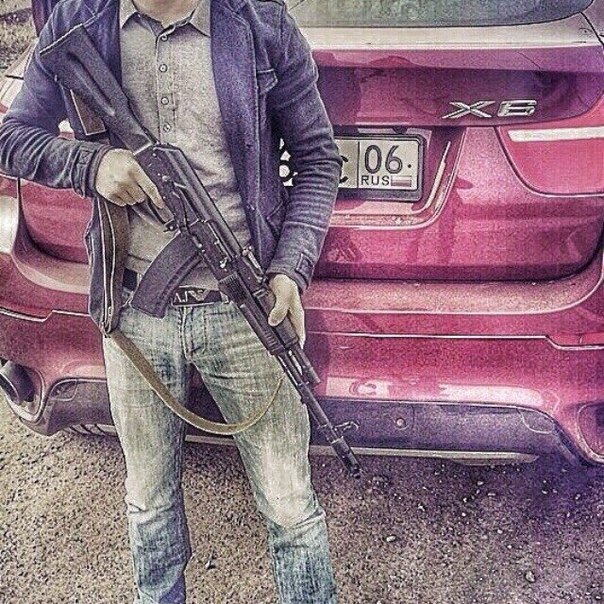 - Зай, хочешь чипсы? - Нет, они вредные! - Ты тоже вредная, ... | Брат ...