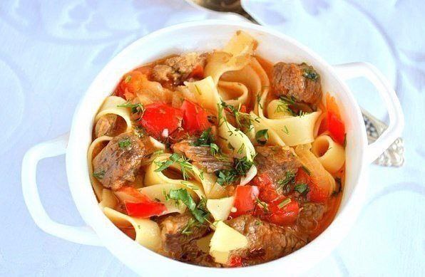 Вкуснейший лагман.Лагман - популярное среднеазиатское национальное блюдо, а если точнее, то просто ...