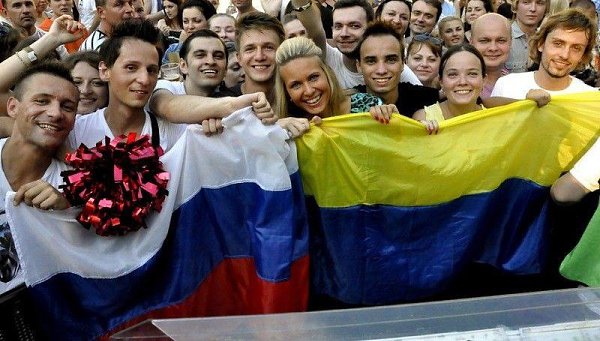 Россияне!!! Украинцы!!!... Президенты приходят и уходят, а боль от потери близких остается ...