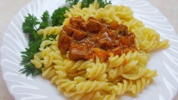 Мясная подлива - соус для вторых блюд. .Ингредиенты: мясо (говядина) – 200 граммов; лук — 1 головка ...