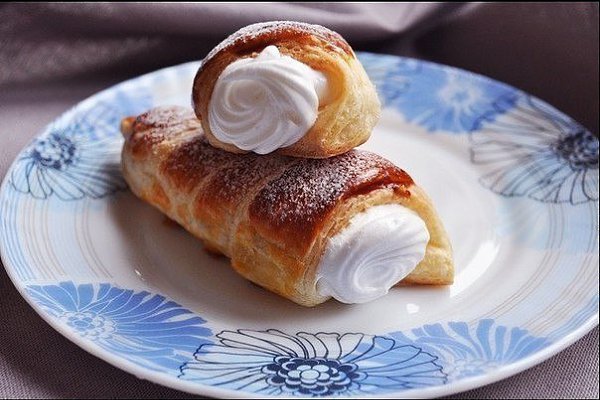 Трубочки с белковым кремом. Если хотите удивить своих близких, то обязательно сделайте эти вкусные ... - 6