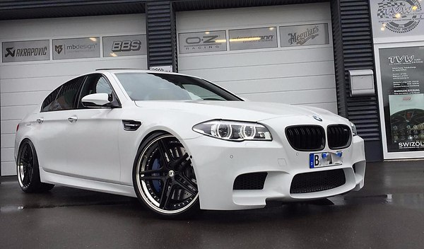BMW M5 (F10)