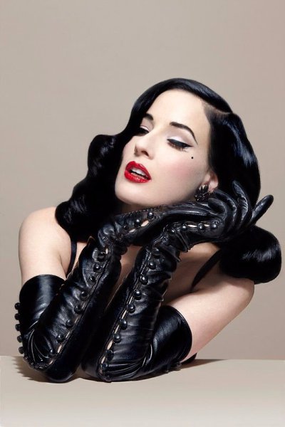 Dita Von Teese Debute Glove Collection - 7