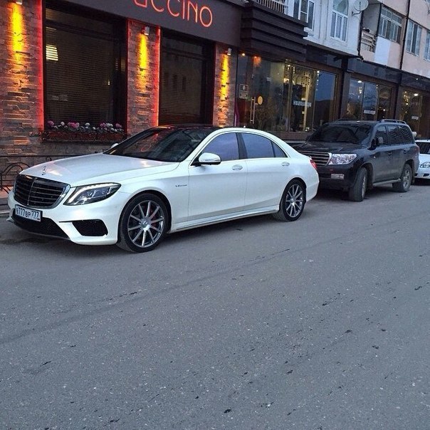 Mercedes-Benz S63 AMG