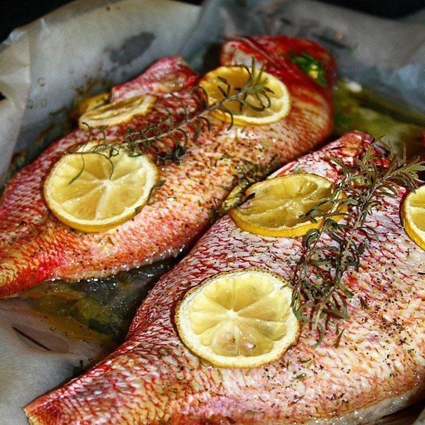 Вкусная рыба в духовке.Ингредиенты:Рыба (треска, дорада или другая рыба на ваш вкус)Лимон - 1/2 ...