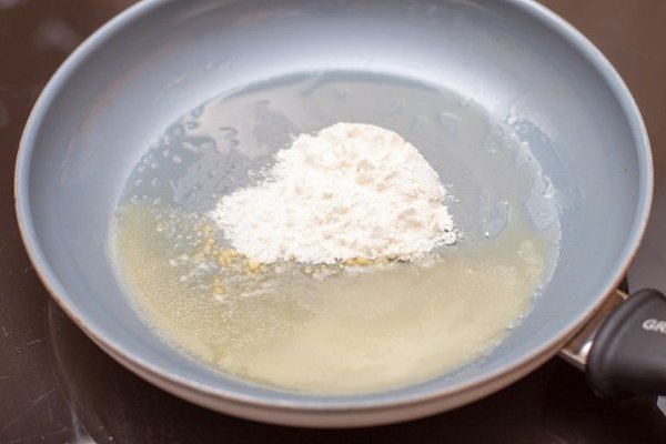 Грибной крем-суп. Этот удивительный по вкусу и нежнейший по консистенции суп стоит приготовить даже ... - 5