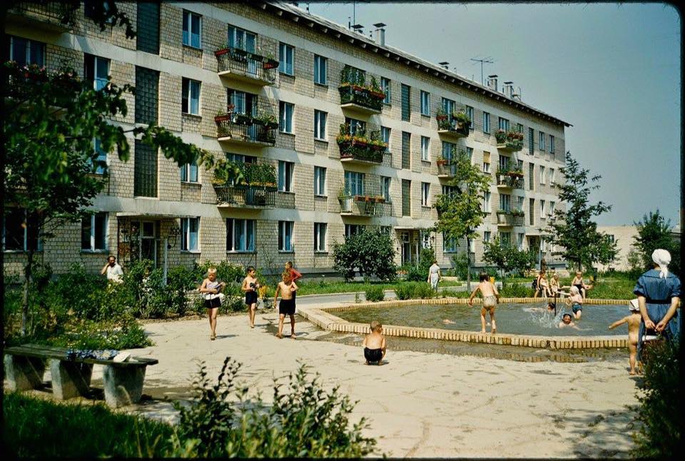   9     . 1964 