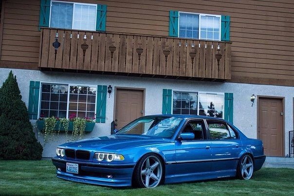 BMW E38 - 5