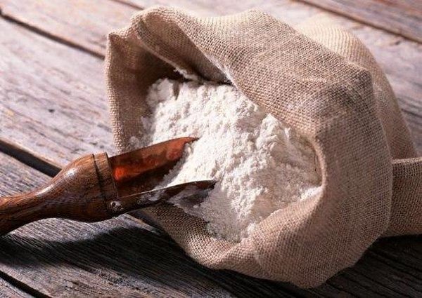 Крахмал: незаслуженно забытый, знакомый незнакомец... У любой хозяйки на кухне наверняка есть ...