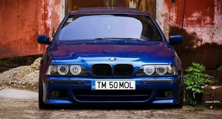  | BMW - 1  2016  18:11