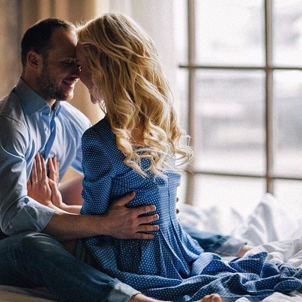 Мужчина, который всегда спешит домой, советуется с женой и перезванивает на каждый пропущенный от ...