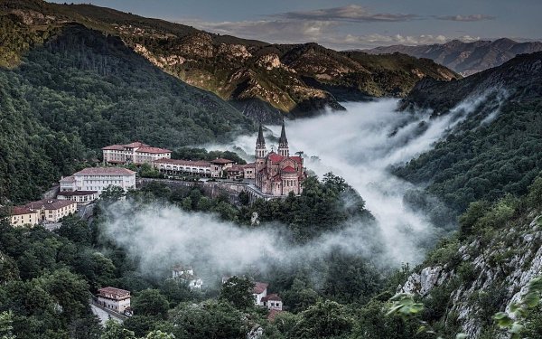  , .#@travel.blog