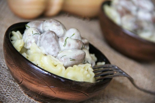 Куриные сердечки в сырном соусе. Не все любят готовить субпродукты, а ведь из них можно сделать ...
