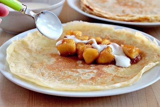 15 самых вкусных начинок для блинчиков.1. Блины с начинкой из яицСостав: 4 яйца, 50 гр. зеленого ... - 4