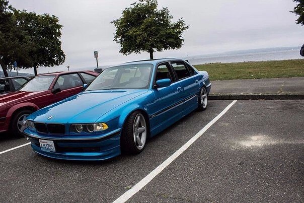 BMW E38 - 4