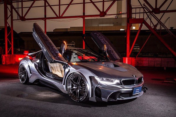 BMW i8