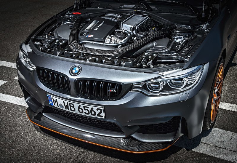 BMW M4 GTS.  305 /  100 / 3.8   500 ... - 5