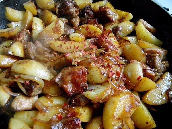 ОДЖАХУРИ - КАРТОФЕЛЬ С МЯСОМ ПО-ГРУЗИНСКИ.ИНГРЕДИЕНТЫ: мясо лук перец специи ... - 6