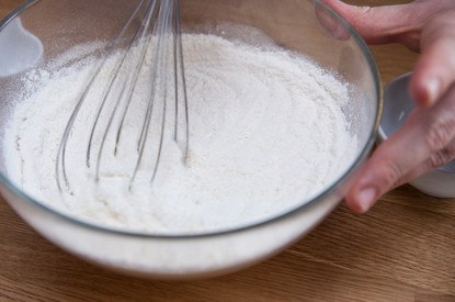 Банановые кексы. Ингредиенты: бананы - 4 шт. мед - 120 гр. (1/3 ст.) масло растительное - 50 гр. ... - 3