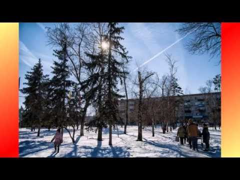Где-то есть город тихий, как сон. Пылью текучей по грудь занесен В медленной речке вода как стекло ... - 4