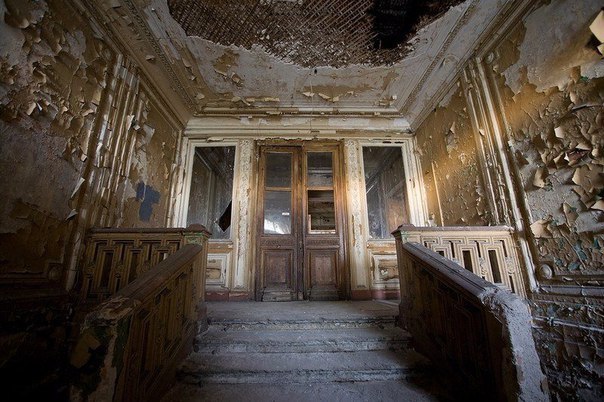 Особняк Бракгаузен.Неоднократно менявший своих хозяев особняк на набережной, где ещё сохранились ...