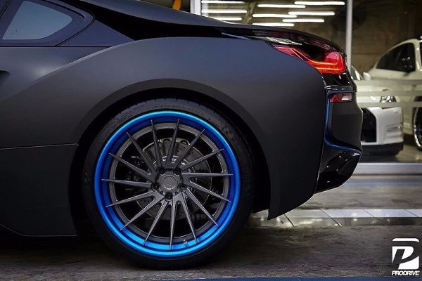 BMW i8 on ADV1 - 7