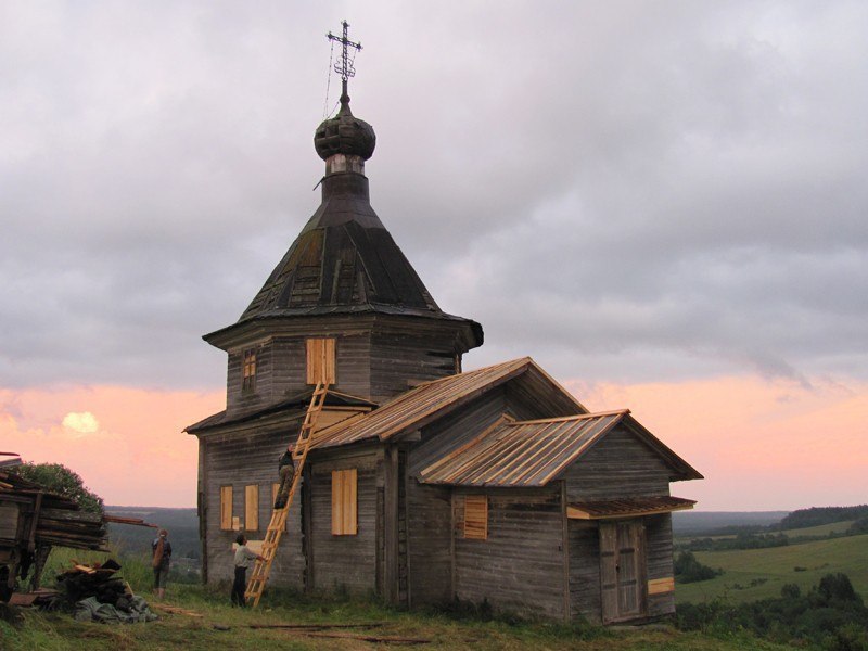 Старые деревенские церкви