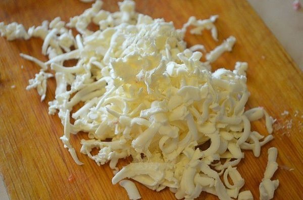 Сырные шарики с крабовыми палочками. Закуска из крабового мяса (или палочек) очень популярна. ... - 3