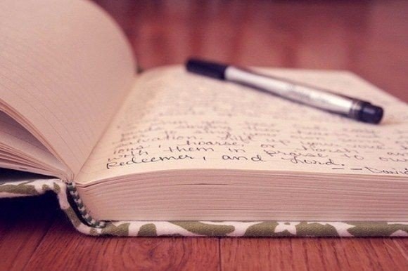 Иногда так хочется немного вернуть время назад и исправить те ошибки, которые были допущены ...
