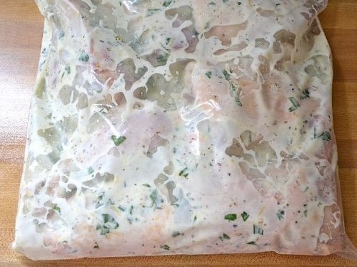 Куриные голени в сметанном маринаде. Вам потребуется: Курица голени — 1300 г Сметана — 1 стакан ... - 3