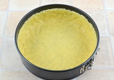 Творожный пирог с персиками. Нежнейший пирог с творогом и консервированными персиками. Ингредиенты: ... - 6