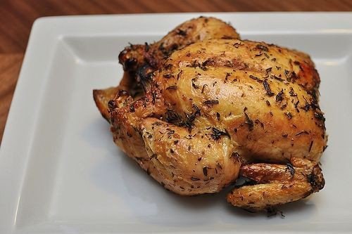 Курица с травами и лимоном.Ингредиенты:- 1 целая курица- 3 лимона- 1 большая луковица- 2 зубчика ... - 2