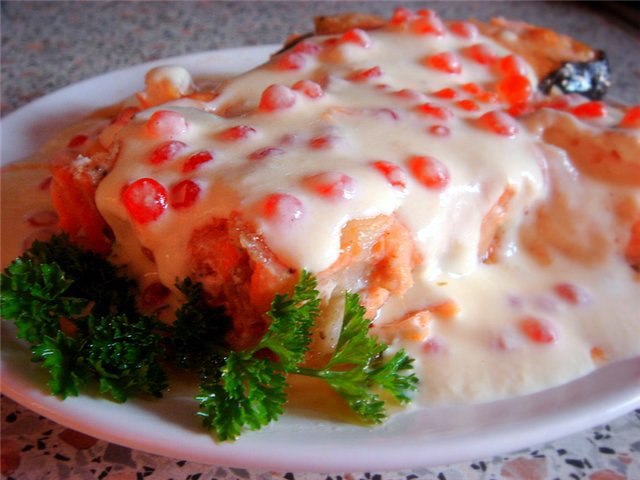 Рецепт вкусной семги. Ингредиенты: Стейк семги (форели) 200-250 гр Лимонный сок Соль Перец черный ...