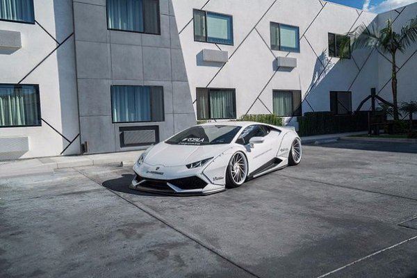 Lamborghini Huracan - 5