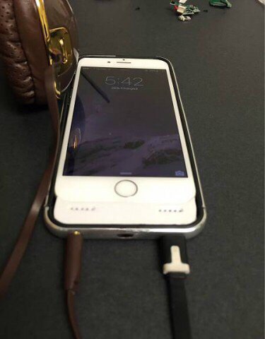 Энтузиасты вернули в iPhone 7 разъём для наушников.Отсутствие в iPhone 7 и 7 Plus 3,5-мм ...