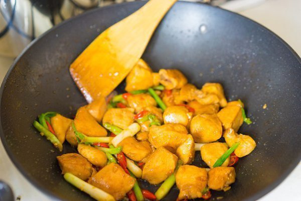 Курица гунбао (kung pao) — для самых крепких.А давайте приготовим китайскую классику — курицу ... - 9