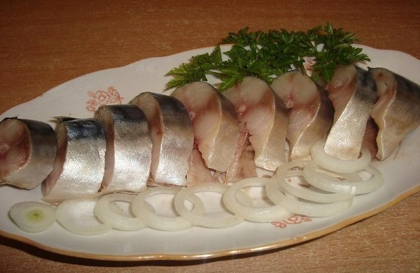 Потрясающая соленая скумбрия. Предлагаю самый удачный рецепт солёной скумбрии, от которой все будут ...