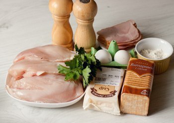   LE CORDON BLEU.   4 : 4    4    ...